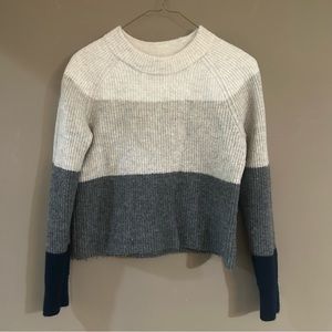 Banana Republic sweater, Size Medium